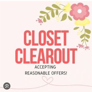 Closet Clearout Sign